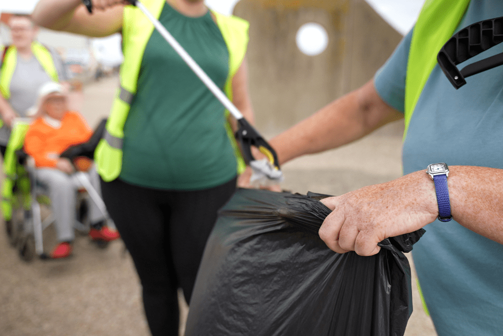 Carers clean beaches